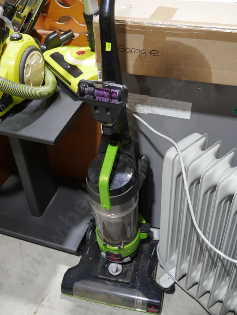 Bissell vacuum cleaner Image 1++