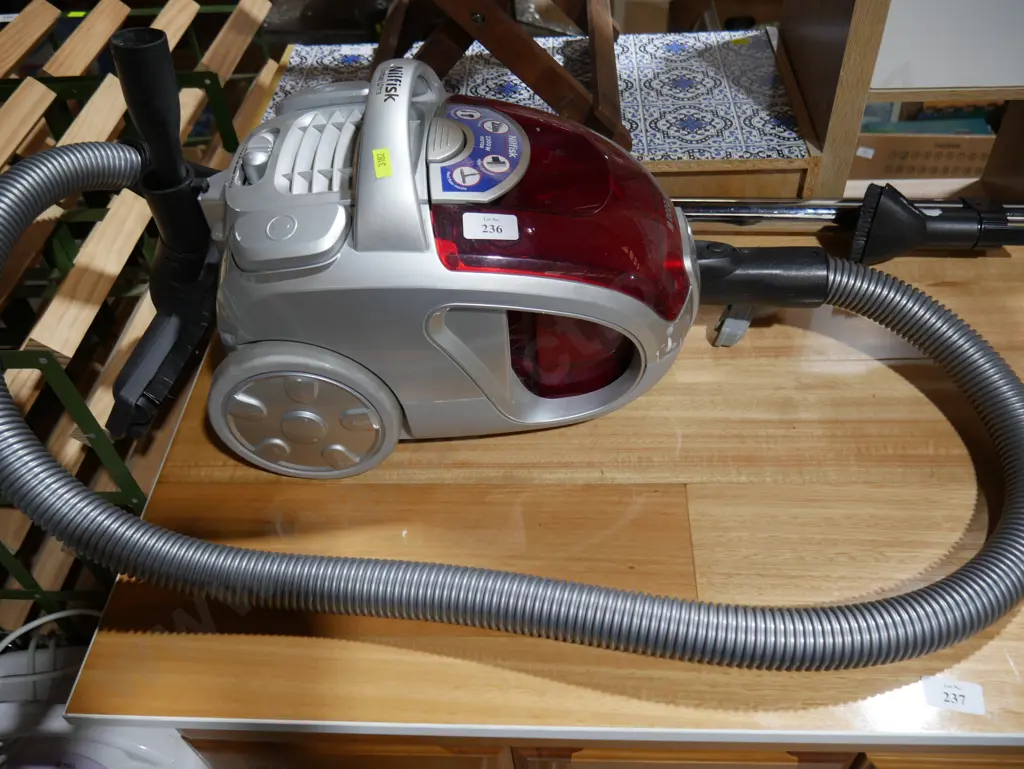 Nilfisk bagless vacuum cleaner Image 1++