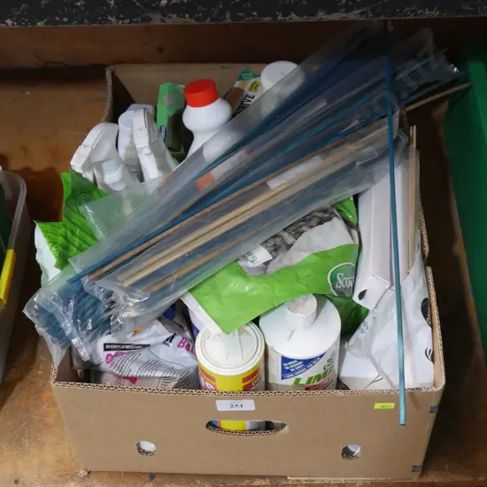 Assorted garden sprays, fertilizer etc