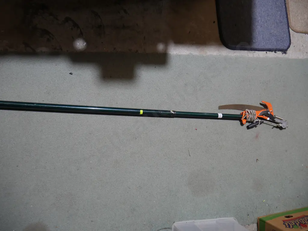 Tree pruner Image 1++