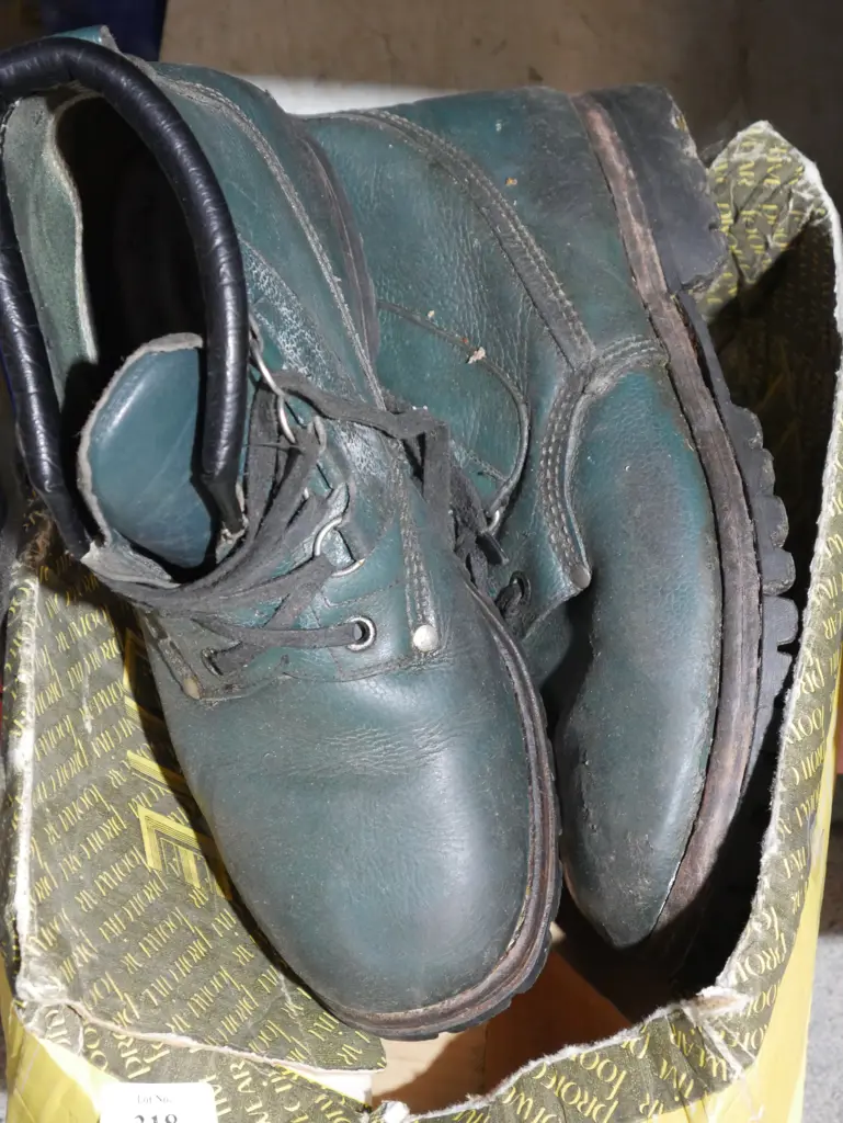 Pair of boots Image 1++