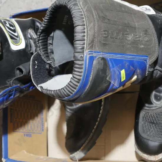 Motorbike boots