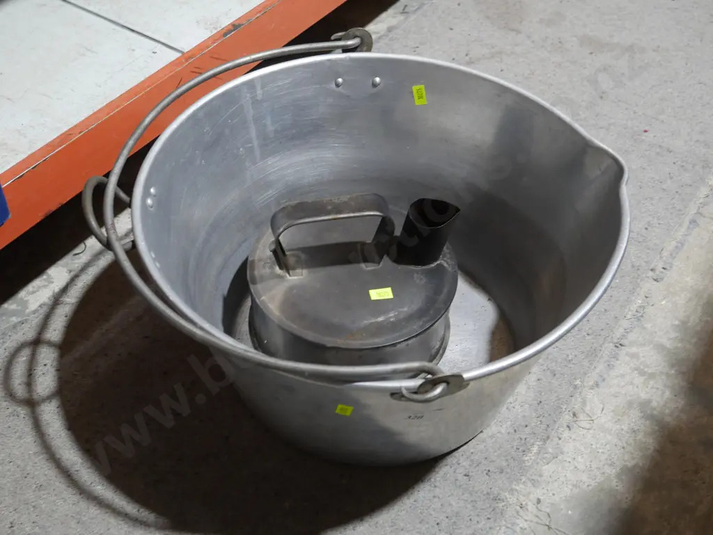 Preserving pan and kettle Image 1++