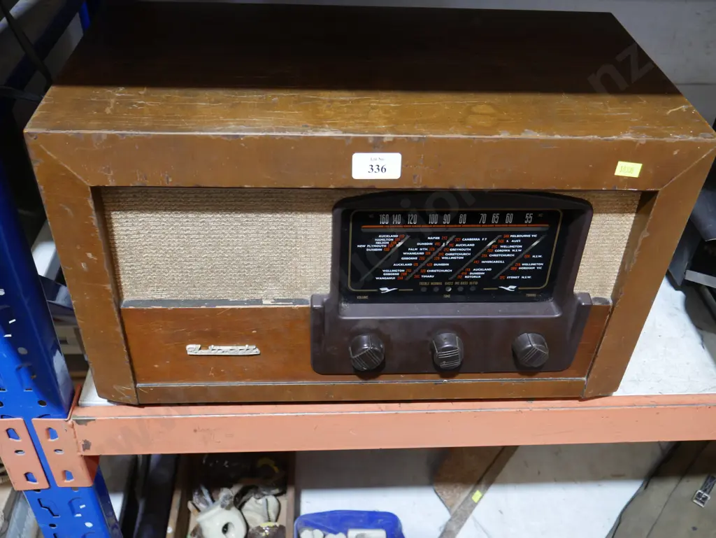 Vintage radio Image 1++