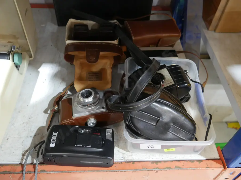 Assorted cameras Image 1++