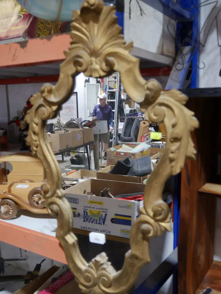 Gilt framed mirror Image 1++