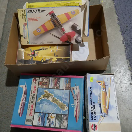 Model planes