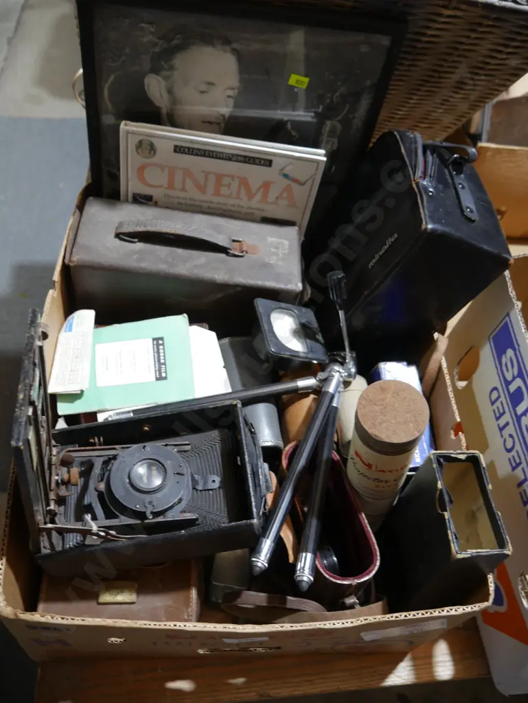 Vintage photography items Image 1++