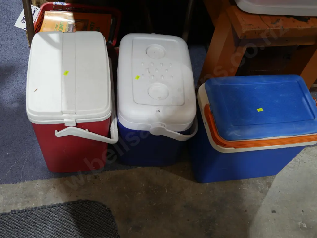 3 chilli bins Image 1++