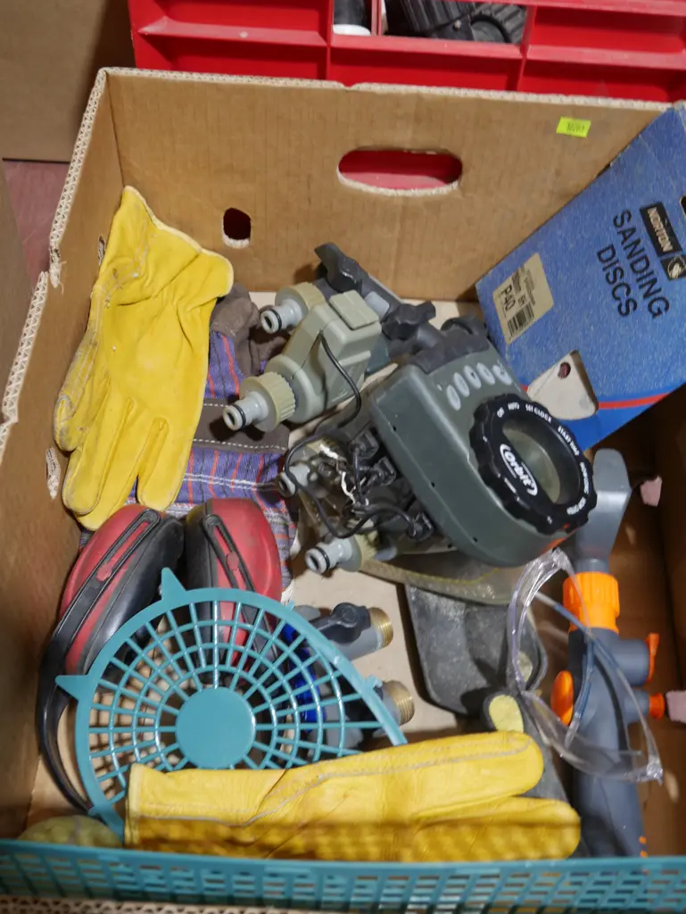 Tap timer, sanding discs etc Image 1++