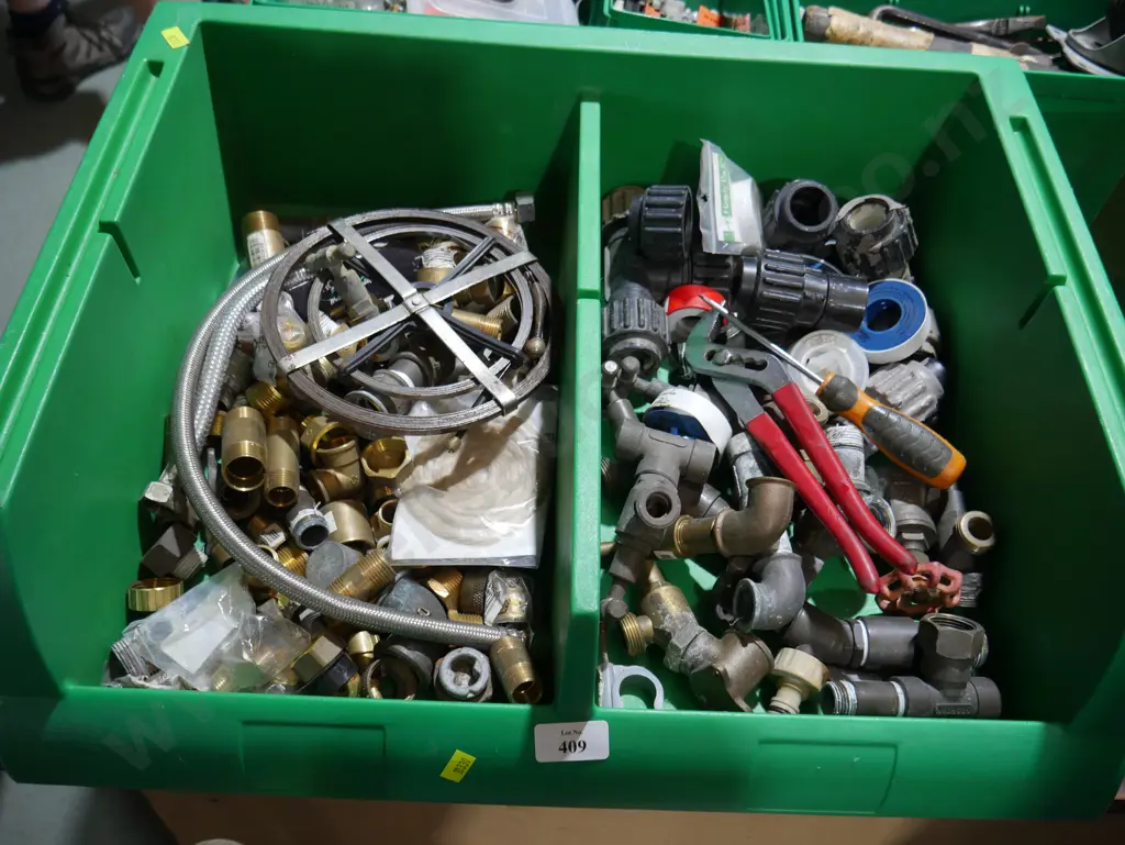 Plumbing fittings Image 1++