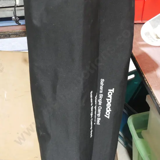 2 Torpedo 7 single camp beds