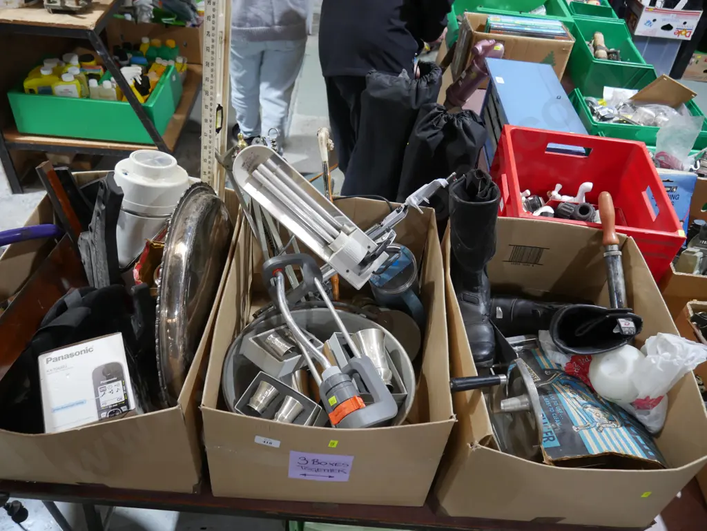 3 boxes sundries Image 1++