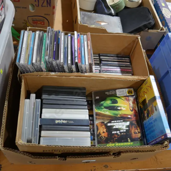 CDs DVDs