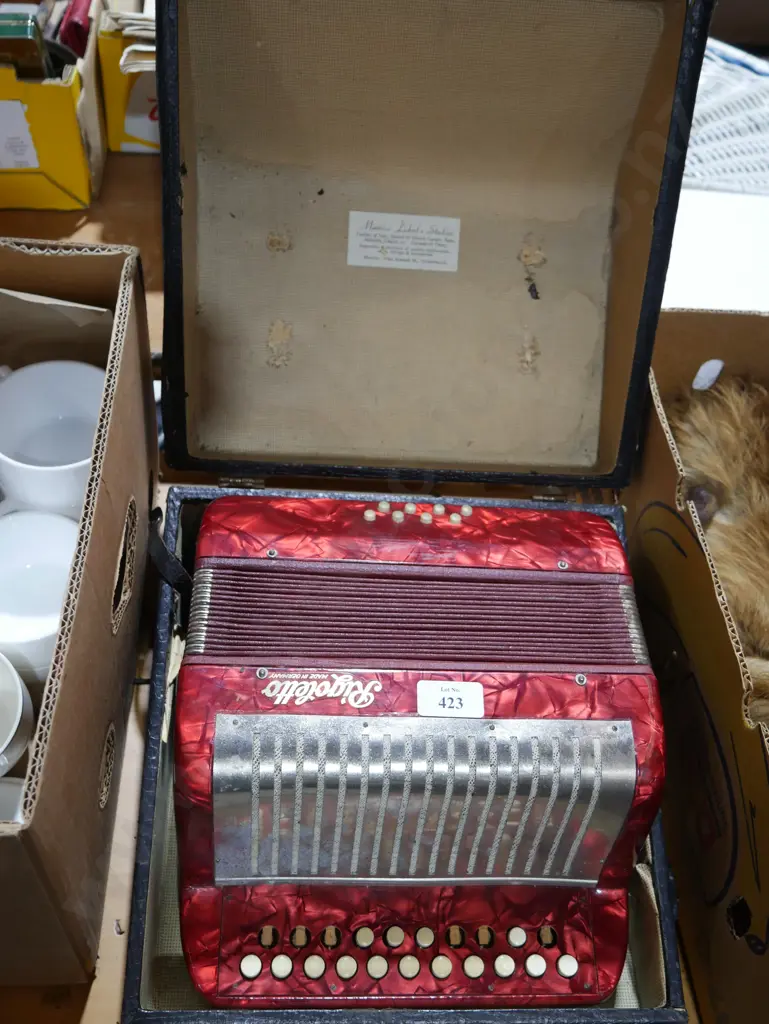 Piano accordion Image 1++