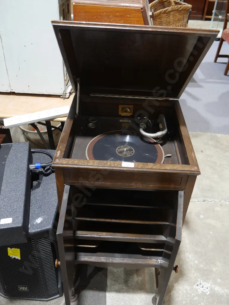 Gramophone Image 1++