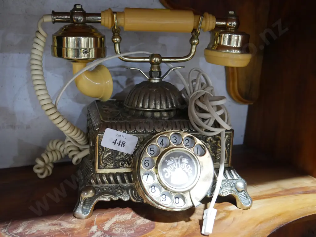 Reproduction dial phone Image 1++