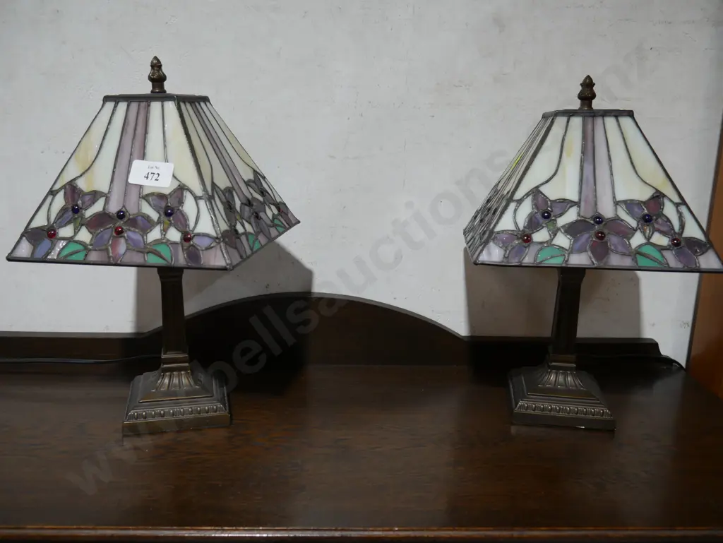 Two lead light lamps Image 1++
