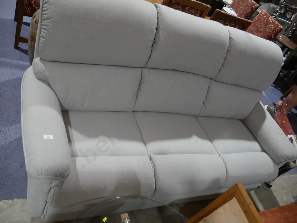 Three seater settee Image 1++