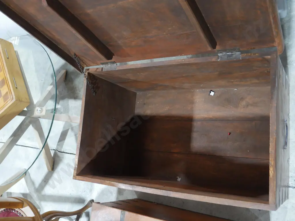 2 wooden trunks Image 1++