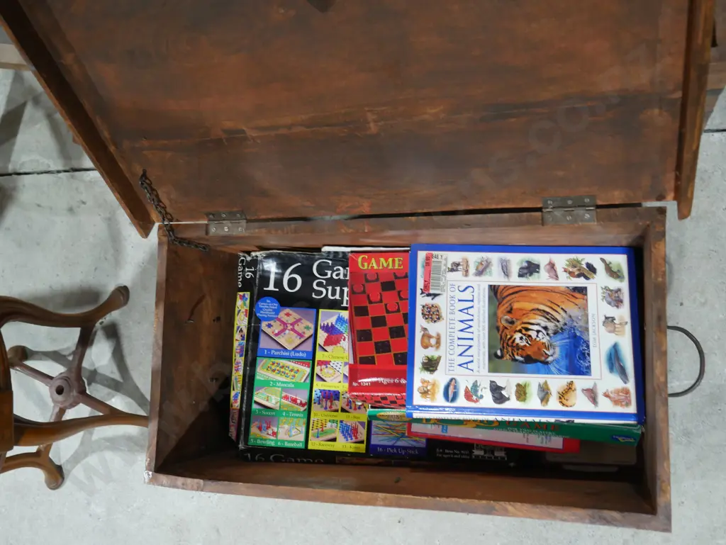 2 wooden trunks Image 1++