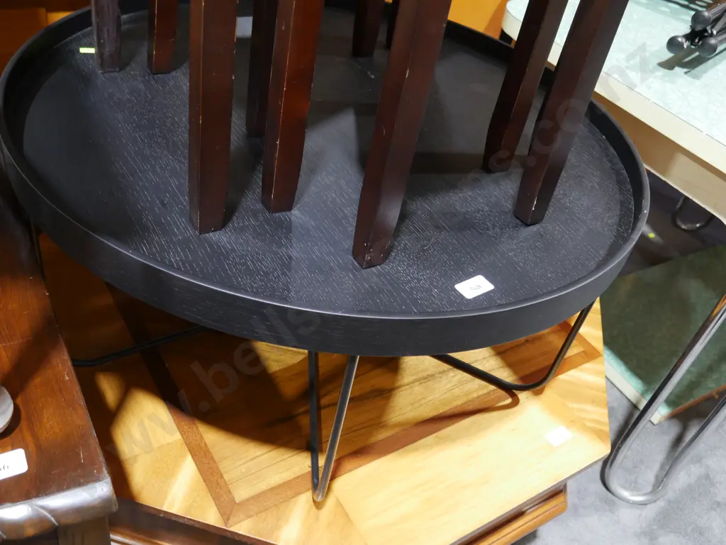 Black round coffee table Image 1++