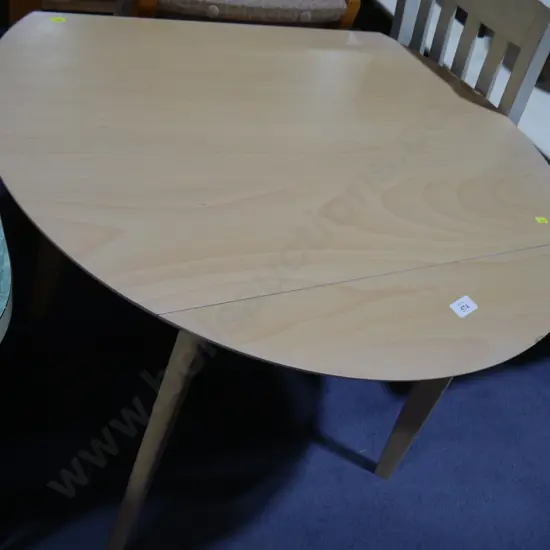 Dropside dining table