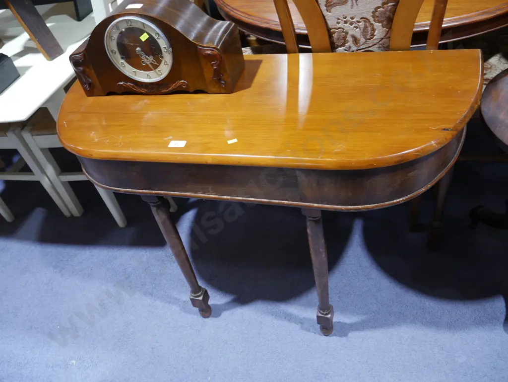 Hall table Image 1++