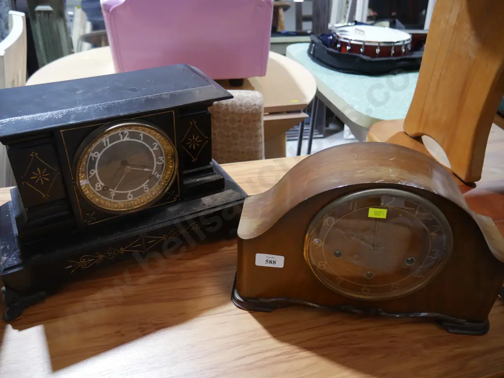 Two mantle clocks Image 1++