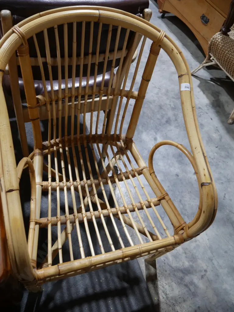 Cane chair Image 1++