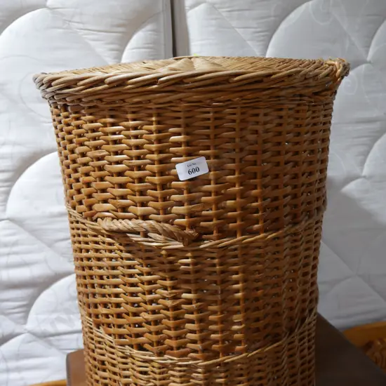 Laundry basket