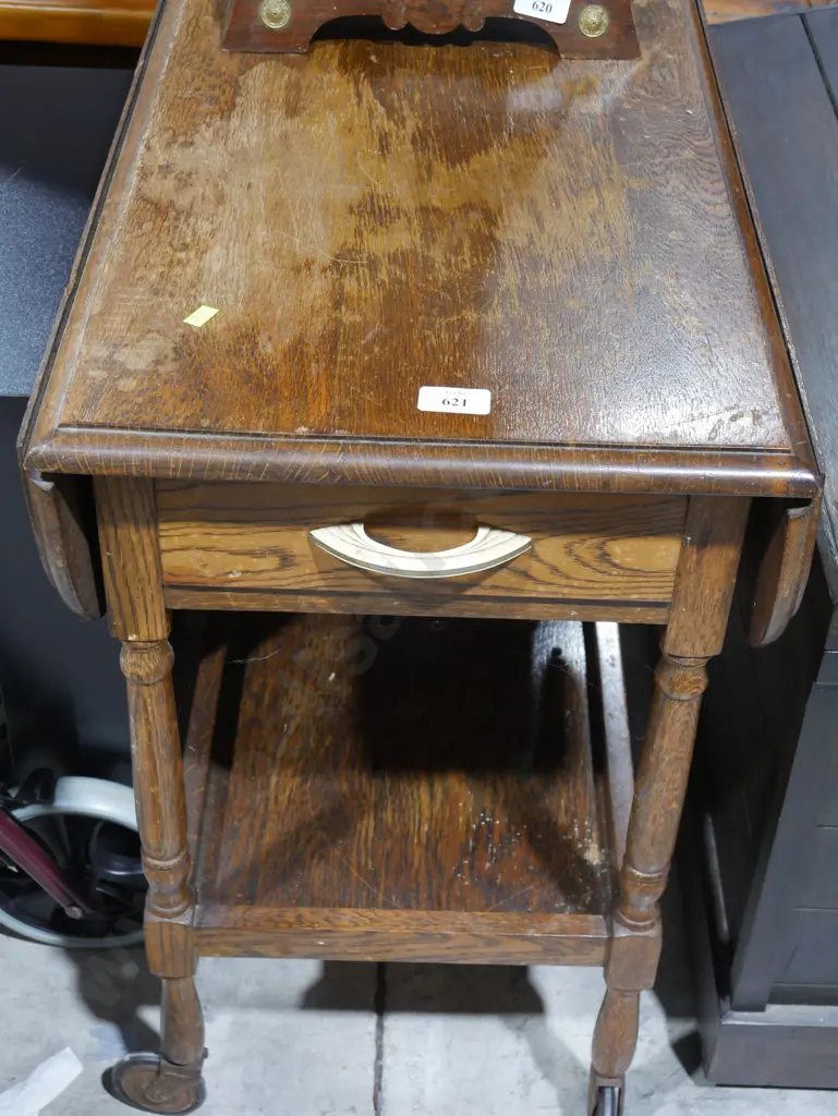 Dropside tea trolley Image 1++