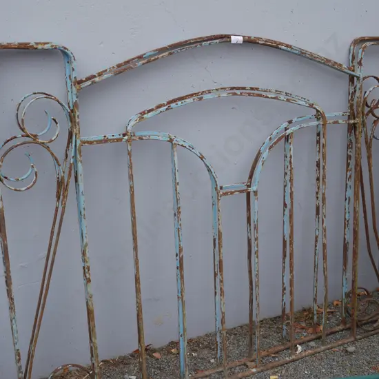 Cast iron gates