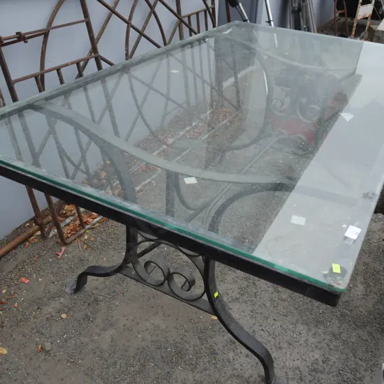 Outdoor glass top table w cast iron base