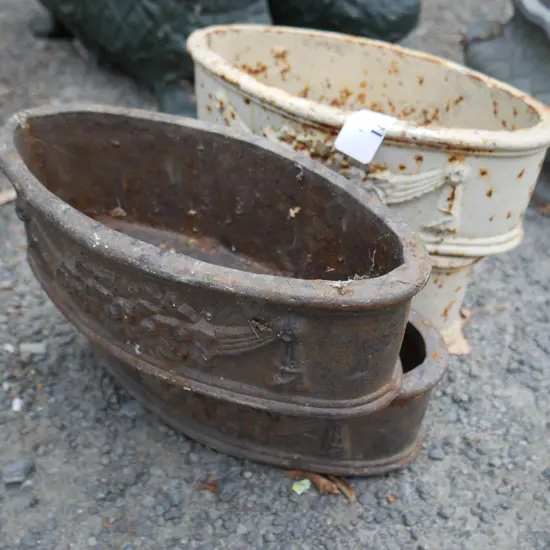 Cast iron pots