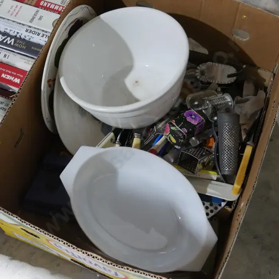 Mixing bowl, kitchenware etc