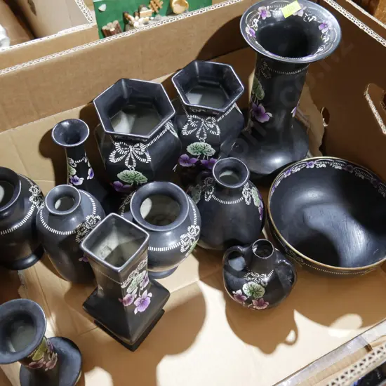 Violette Shelley vases, etc