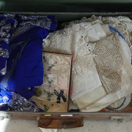Suitcase of linen