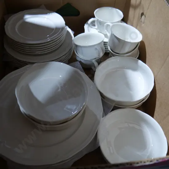 Villeroy and Boch table ware