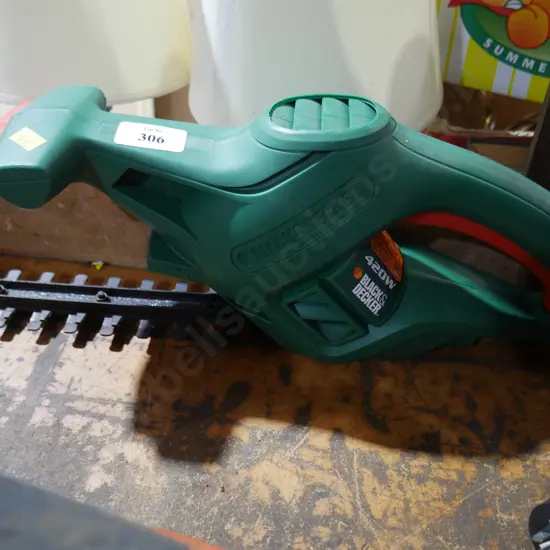Black and decker hedge trimmer