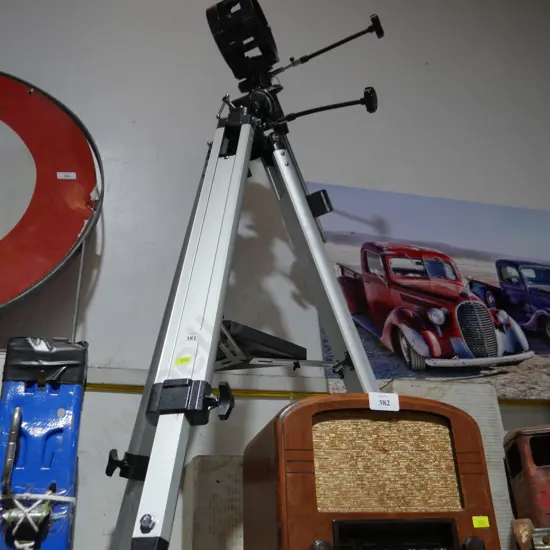 Tripod for telescope