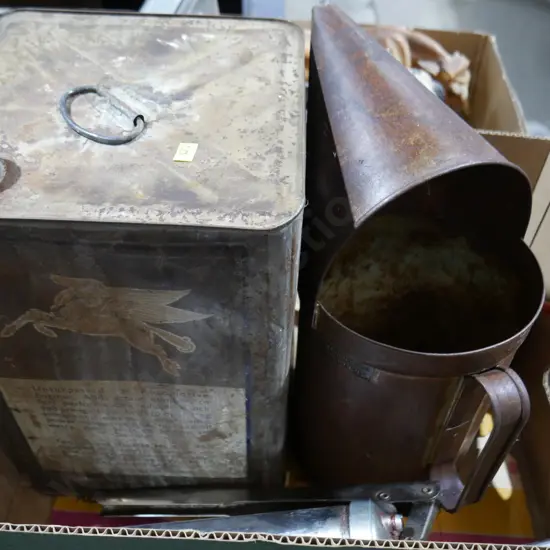 Grease gun oil can ect