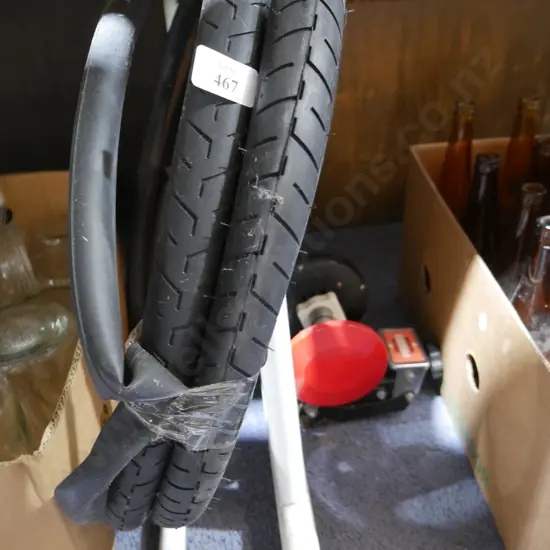 Bike tyres, bike trainer