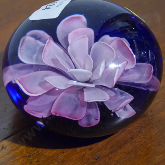 Glass paperweight
