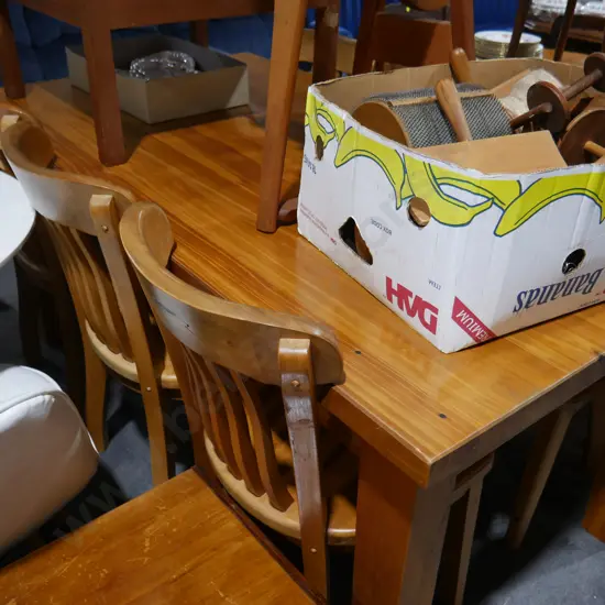 Dining table and 6 chairs