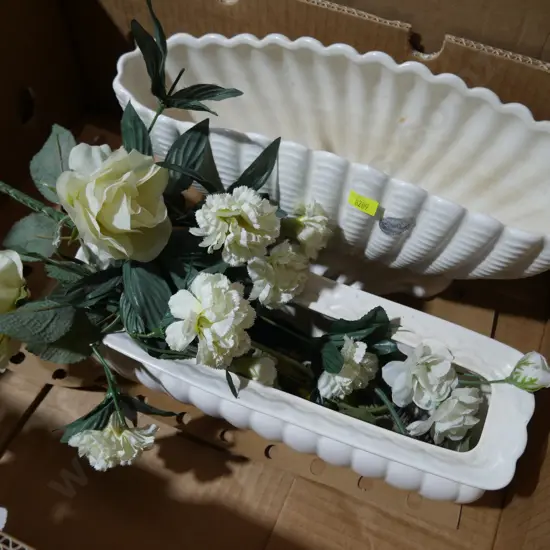 2 white pottery vases