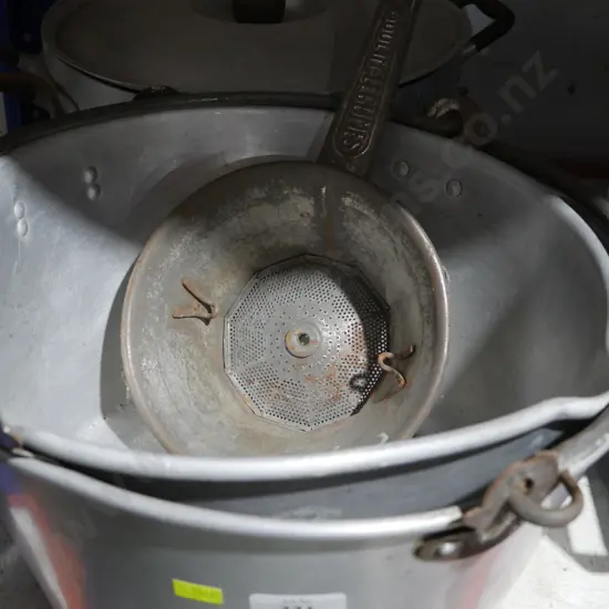 Preserving pans , ect