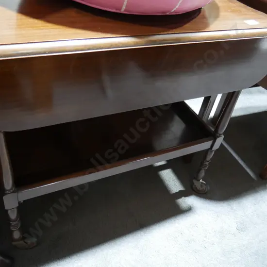 Drop side tea trolley