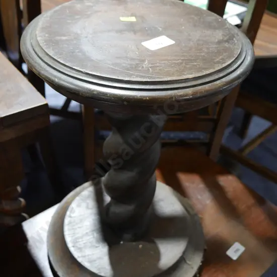 Oak barley twist bar stand