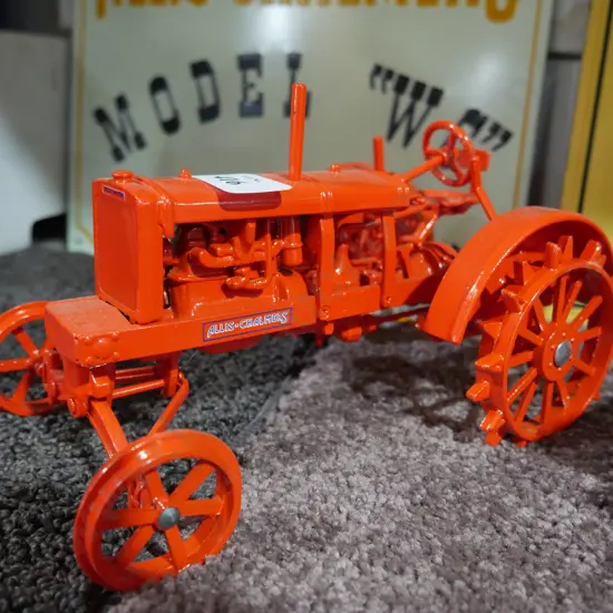 Allis Chalmers tractor
